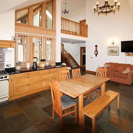 Holiday home Hazelbank *